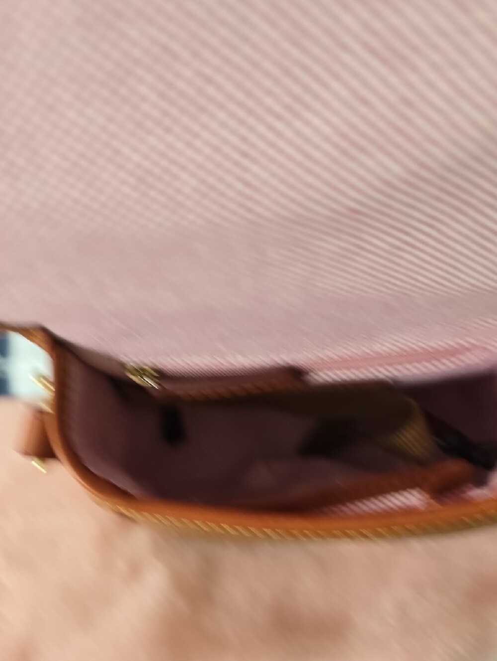 Dooney & Bourke Duck Bag In Caramel And Brown All-Weather Leather Crossbody - Picture 6 of 12
